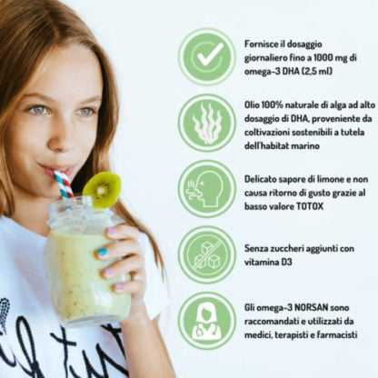 Bambina che beve con la cannuccia e delle scritte con punti di forza Omega-3 KIDS Alga